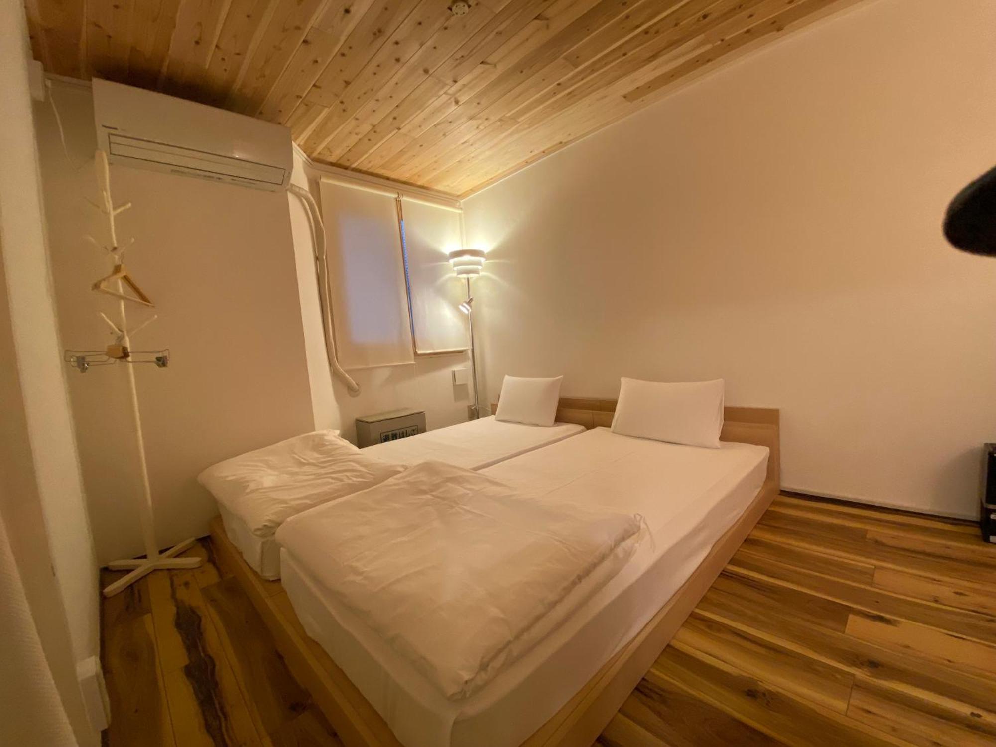 Hostel コインズホステル天神ペット宿泊可 Fukuoka (Fukuoka)